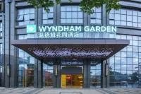 Wyndham Garden Heyuan - Baarit