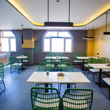 Shankee Tea Style Hotel (Maralbexi Bowuguan)