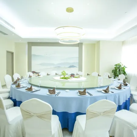 Kaixing Holiday Hotel