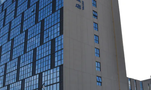 Wenyi International Hotel