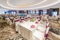Golden Flower Jade Lake Plaza Hotel