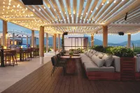 Sunshine Yi Hotel Haitang Bay, Sanya (previously a 1 Hotel) - bar