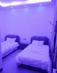 Honghong Business Hotel