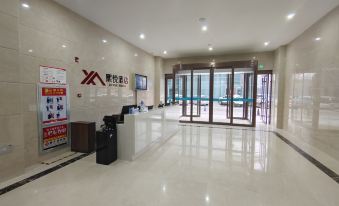 Jinan Xiyue Hotel (Zhangqiu Harmonious Plaza Branch)