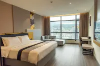 Homeinn Selected Hotel (Fengqing Plaza) Hotels in Fengqing County