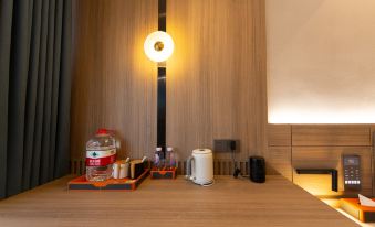 Orange Hotel (Caishen Temple Pedestrian Street)