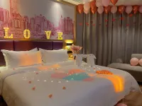 Yizhe Hotel (Ningming)