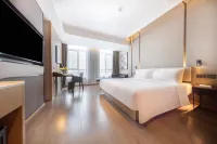 Atour Hotel  of  Chongqing Middle Road  North Railway  Station Hotels near Water Park