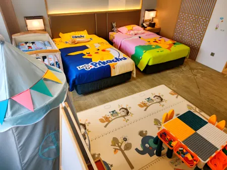 Century Runhua Hotel