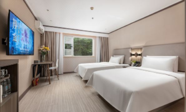 HanTing Hotel (Guangzhou Baiyun Airport Renhe Subway Station)