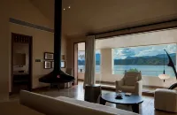 Lugu Lake Qiushan Hotel