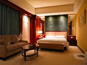 Petroleum Hotel