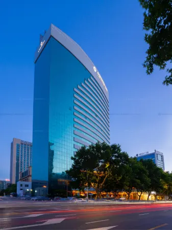 LANDISON PLAZA SUNSHINE HOTEL JIAXING Отели рядом с достопримечательностью «Jiaxing University South Area»