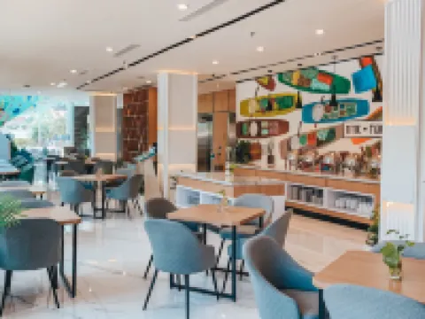 Regantris Surabaya Hotels in Tegalsari