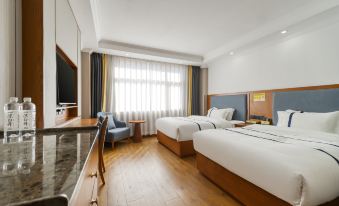 Litang Horse Racing Hotel