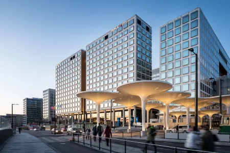 Original Sokos Hotel Tripla Отели рядом с достопримечательностью «The German Church (Saksalainen kirkko)»