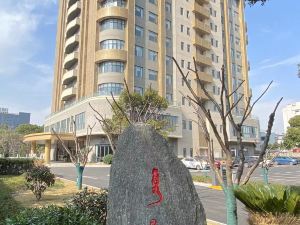 Junsheng Apartment