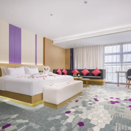 Lavande Hotel (Alar Huyanghe Commercial Street)