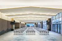 Urumqi Military Brigade Kunlun Hotel - 5-Star