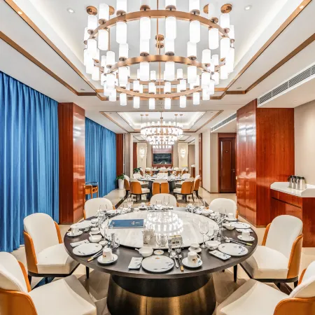 Fenxing Lihua Grand Hotel