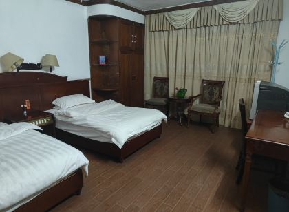 Longchuan Haoting Hotel