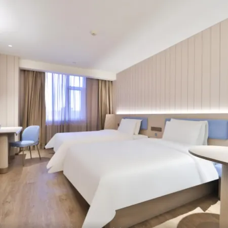 HanTing Hotel (Jiaohe Municipal Government Commercial Street)