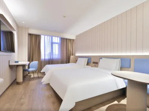 HanTing Hotel (Jiaohe Municipal Government Commercial Street) Hotels in Jiaohe