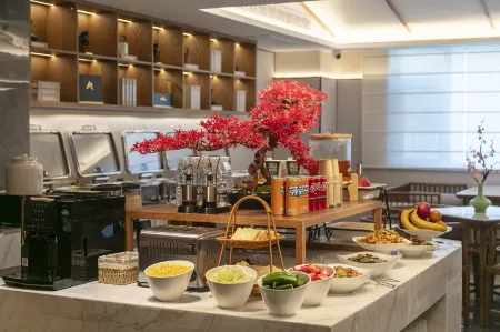 Moshang Qingya Hotel (Huaxian Zhenxing Road Store)