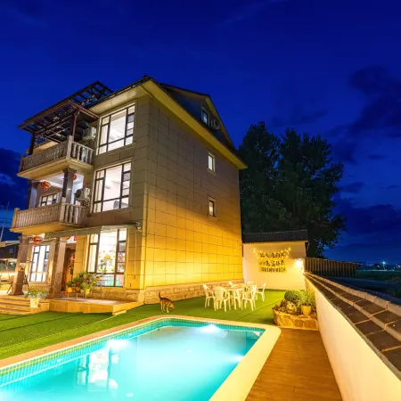 Zhaizhuang Gate Homestay (OMG Heartbeat Paradise)