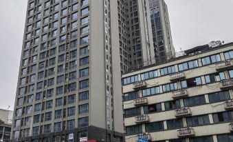 Dayou Hotel (Chengdu Southwest Jiaotong University Shawan Subway Station)