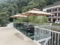 Lanxu Homestay (Zhongdugou Scenic Area)