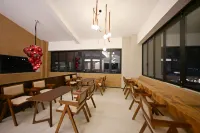Tingshan Hotel (Lianhua Park)