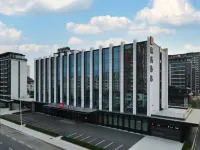 Radisson RED Jilin City Отели в г. 