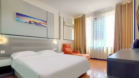 Hotspring Quanshangquan Hotel Отели в г. Сяньнин