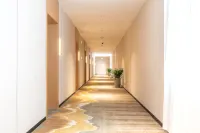 Shiyan Lanting Hotel (Wuyan Pedestrian Street)