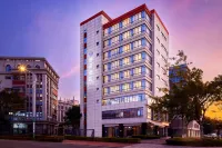 Delai Business Hotel (Xiamen North Railway Station) Hotels near Xiamen Institute of Software Technology