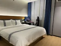 Ji · SILVERFOX Silver Fox E-sports (Dongguan Guancheng Technology Park) - Homestays