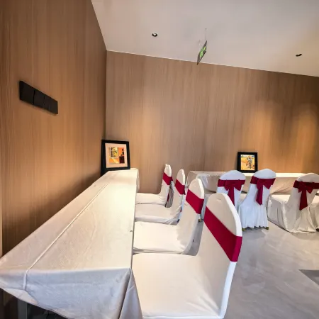 Meiju Changtai Hotel (Ancient City People's Mall Branch)