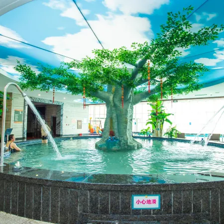 Lvshun Fengyu Hot Spring Resort