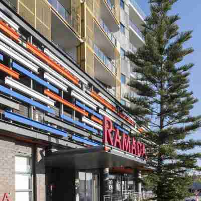 Ramada by Wyndham VetroBlu Scarborough Beach Hotel Exterior