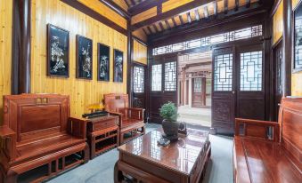 Floral·Yangzhou xujiayuan B & B(Slender West Lake Dongguan Street)