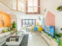 广州逸米家公寓 - 浪漫LOFT风两房一厅家庭复式大套房