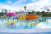 Zhuhai Hengqin Starry Lodges Camping Town Hotel - Water Park