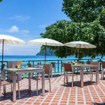 Phi Phi Long Beach Resort & Villa