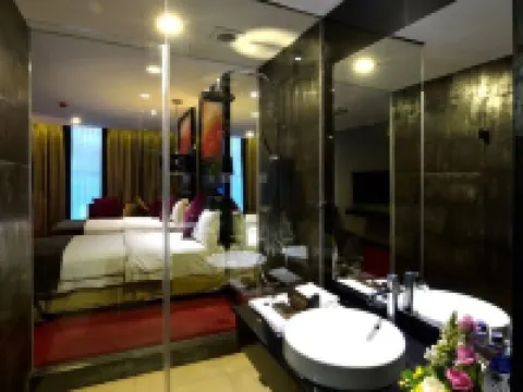 อามาโรสซา คอสโม จาการ์ตา โรงแรมในเซาท์จาการ์ตา