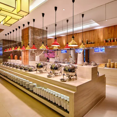 CHANG TIAN TOURISM QINLU HOT SPRING HOTEL