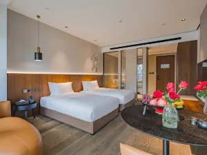 Long Island Golf & Private Resort Hotel