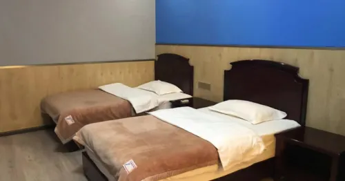 Shidian Hongyuan Hotel