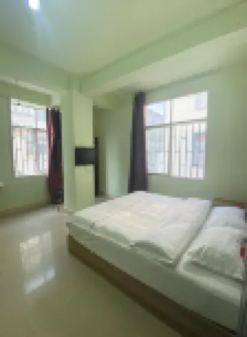 Kunming Qingrui Hotel (Dadu Motian)