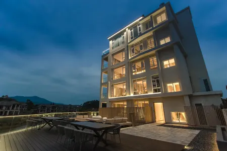 The Fogang Tolanno Hot-Spring Resort Отели рядом с достопримечательностью «Tangtang Ancient Dwellings»